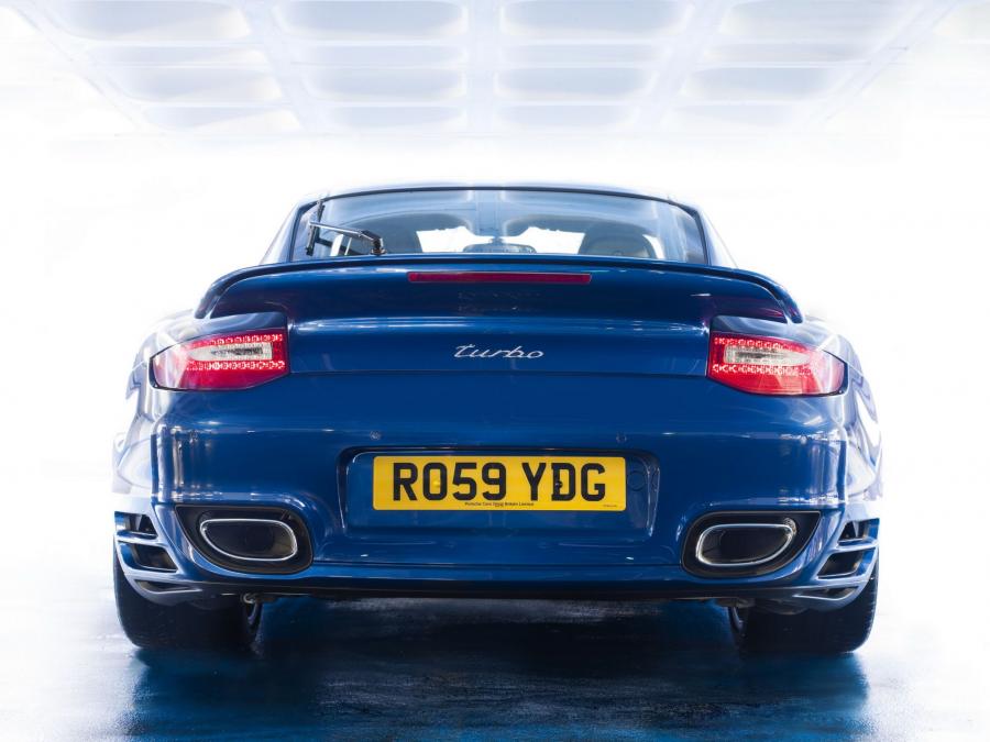  Porsche 911 Turbo Coupe 2009 года  (UK) (фото 13 из 14)